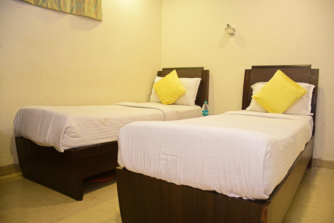 Hotel K.C Residency Bombay Exterior foto